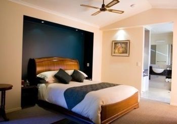 Of The Hill Bed & Breakfast